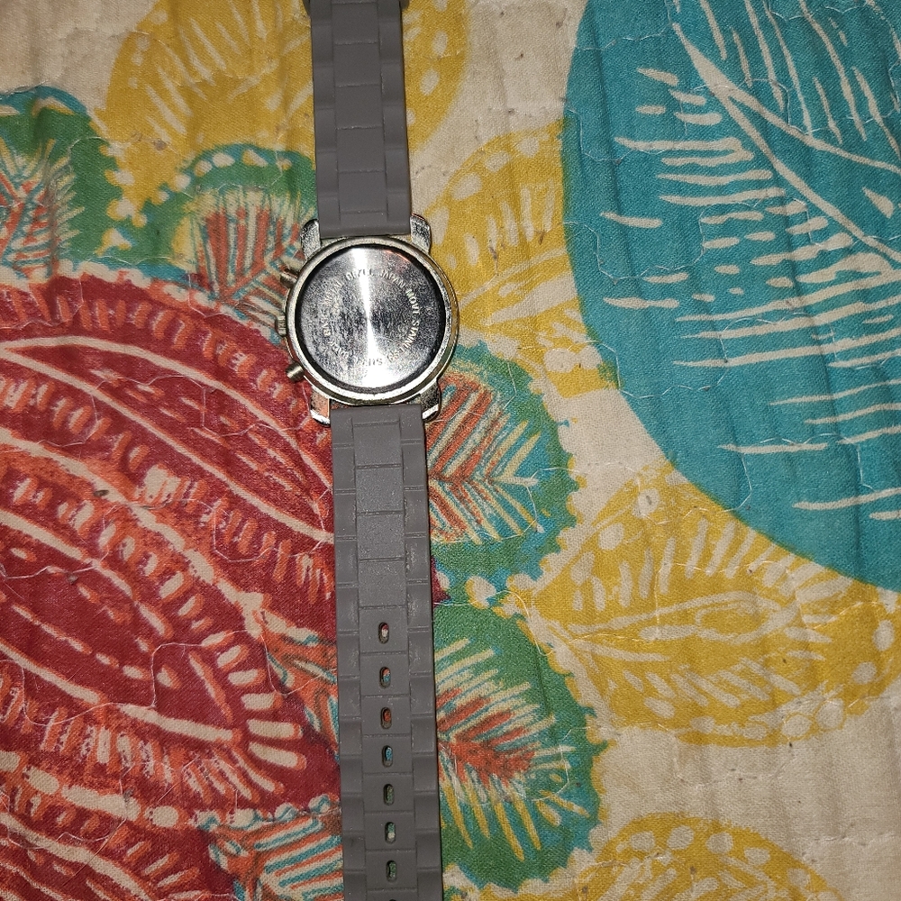 Watch - Picture 2 of 2